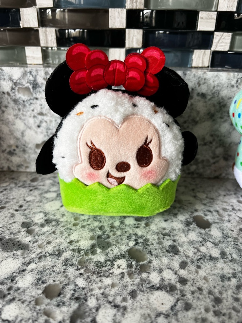 Disney Munchlings Minnie Susie Roll